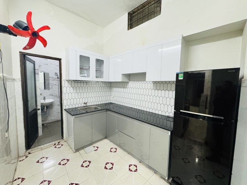 ► Nhà kiệt rộng gần MT Phan Châu Trinh, Hoàng Diệu 45m2, 2.5 tầng, đẹp, 3.45 tỷ 15976147