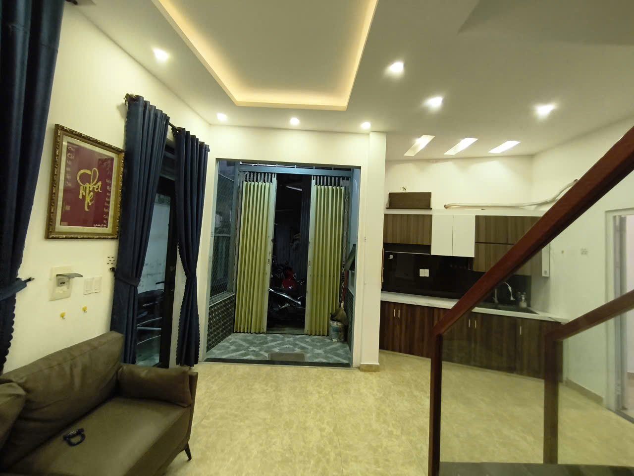 ♣ Gần k 408 Hoàng Diệu, 50m2 3 tầng 3PN rộng khép kín thoáng sáng tự nhiên, sân thượng, 3.xx tỷ 15976150