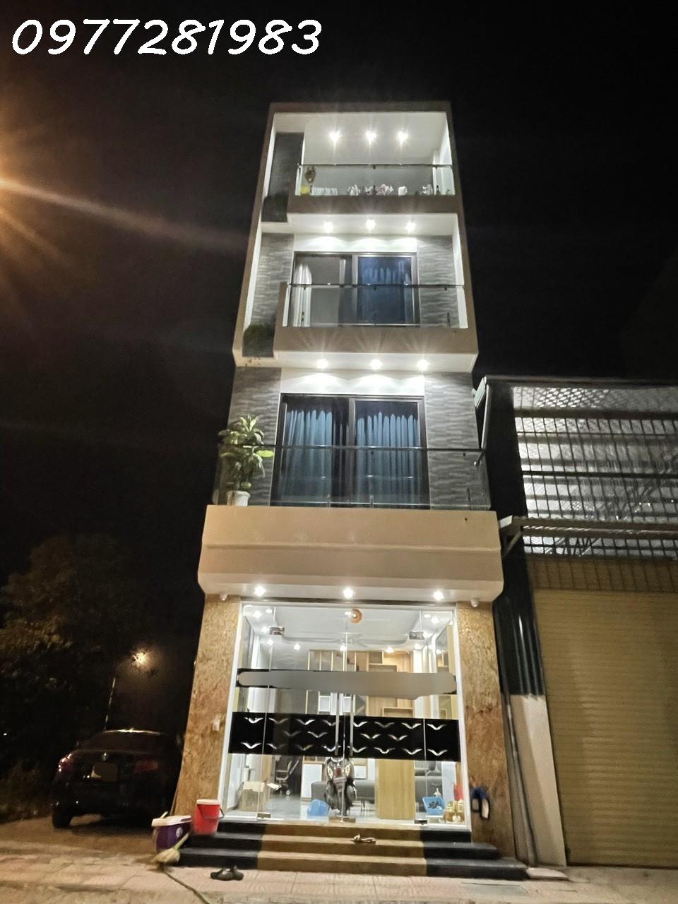 🔥 NHÀ PHÂN LÔ CẠNH NHỔN – VÀNH ĐAI 3.5 🔥
VỈA HÈ RỘNG – ĐƯỜNG 2 XE TẢI TRÁNH – KINH DOANH ĐỈNH 15976152