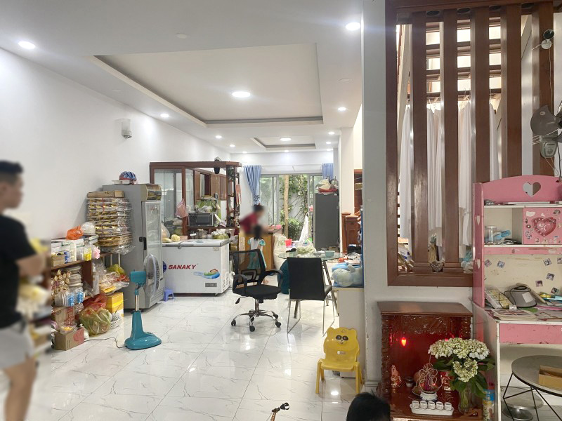 Bán Nhà 3 Tầng Tam Bình Thủ Đức, 159m² Hẻm Xe Hơi, Gần Chợ, Có Dòng Tiền 12 Triệu/Tháng, Giá 10.x Tỷ 15976179