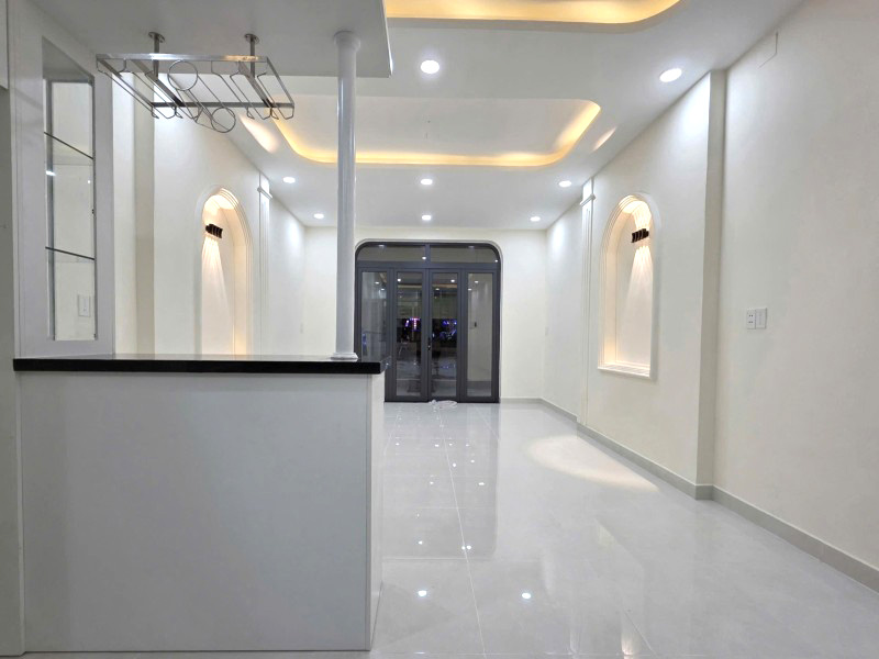 Bán Nhà Mặt Tiền Kha Vạn Cân Thủ Đức, Gần ĐH Quốc Gia, Diện Tích 120m², Sân Rộng, Giá 10.7 Tỷ 15976195