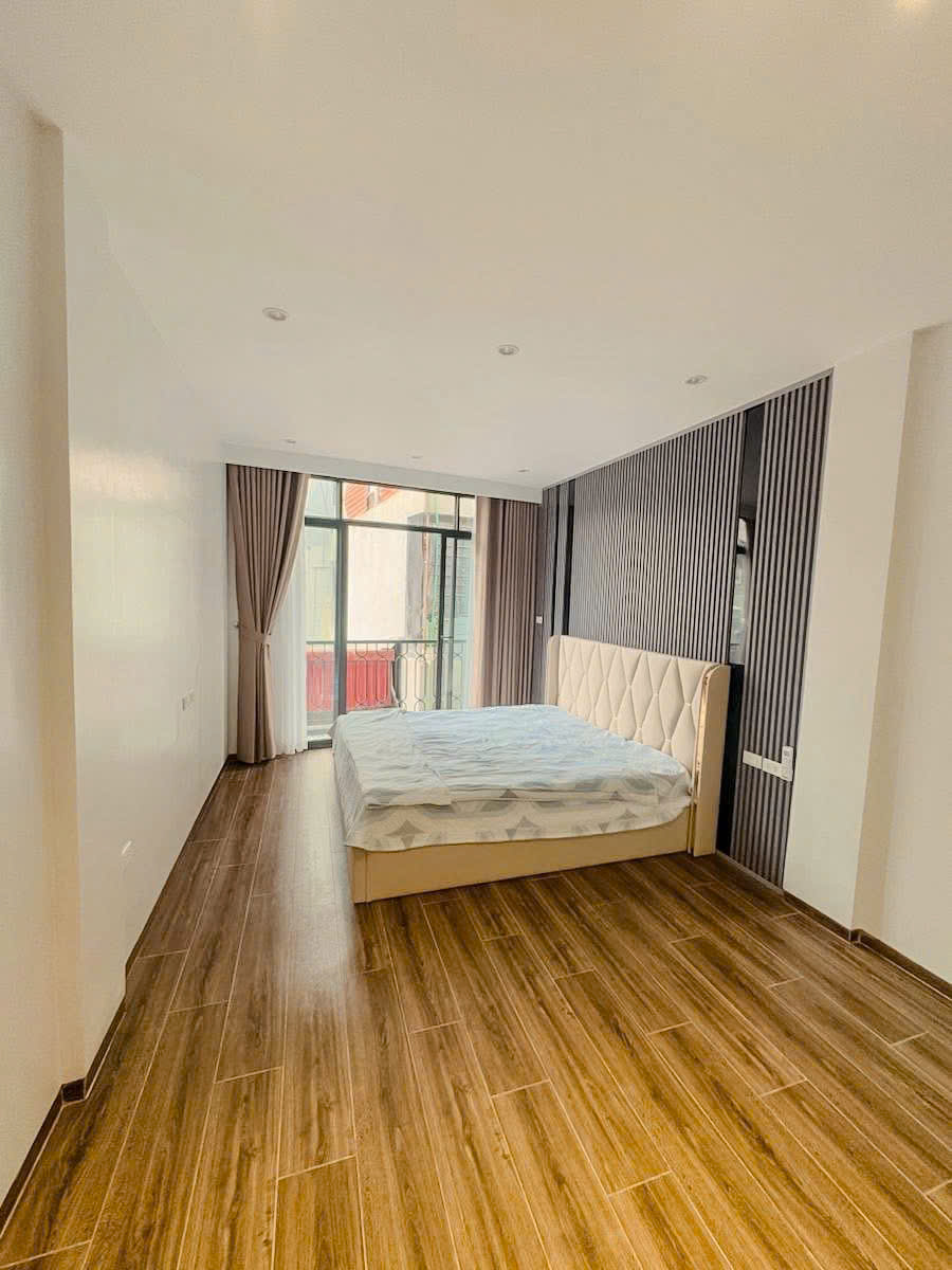 NGÕ KIẾN THIẾT KHÂM THIÊN - 6 TẦNG THANG MÁY NHÀ MỚI - 38m2 mt 3.4m Giá 13.8 tỷ 15976221