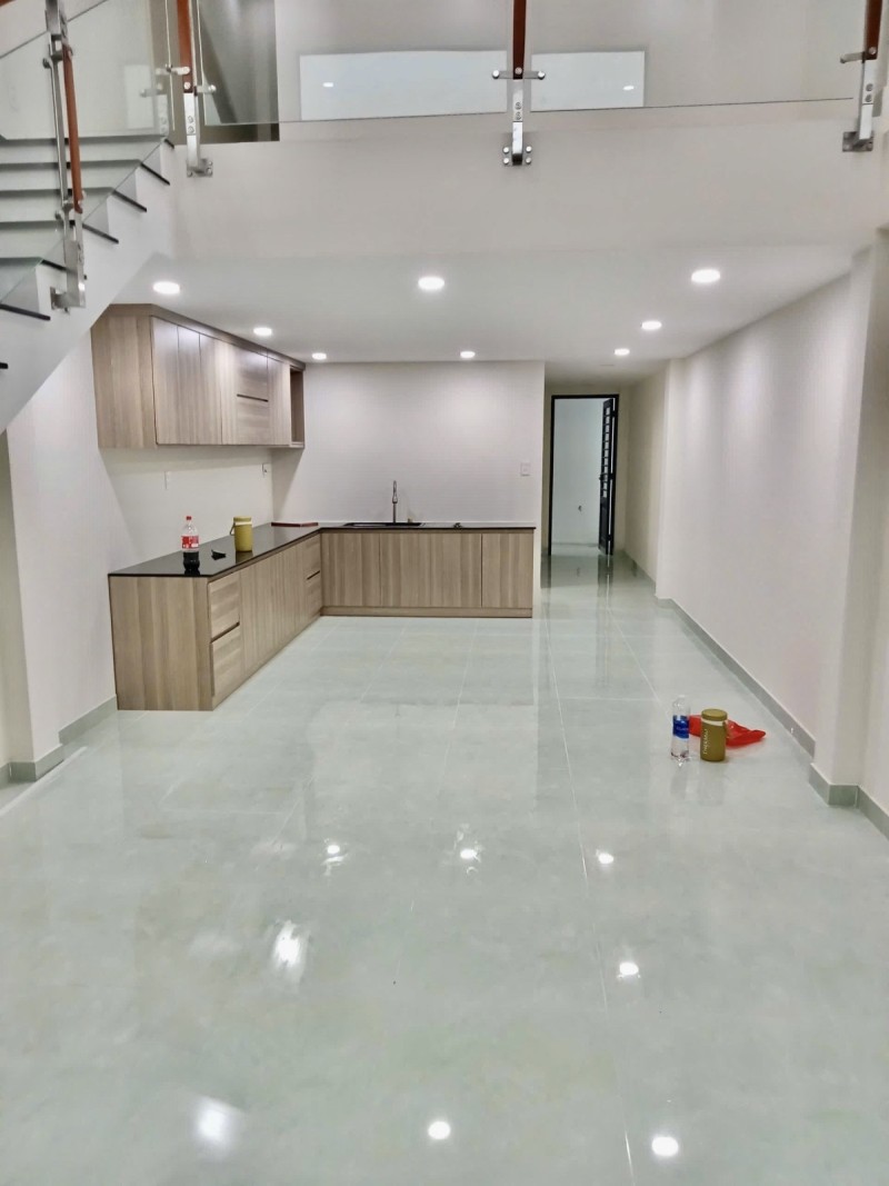 Bán nhà đường số 11, Trường Thọ, Thủ Đức, TP HCM. DT 94m2, 2 tầng. Giá  7.1 tỷ, SHR - 0933125879 15976226