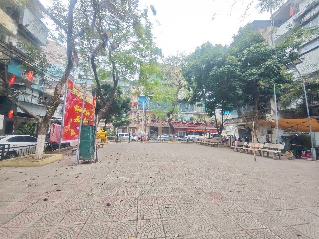 tập thể bắc nghĩa tân,tầng 2- DT 60m giá 4,46 tỷ-full nội thất, ô tô đỗ cầu thang 15976248