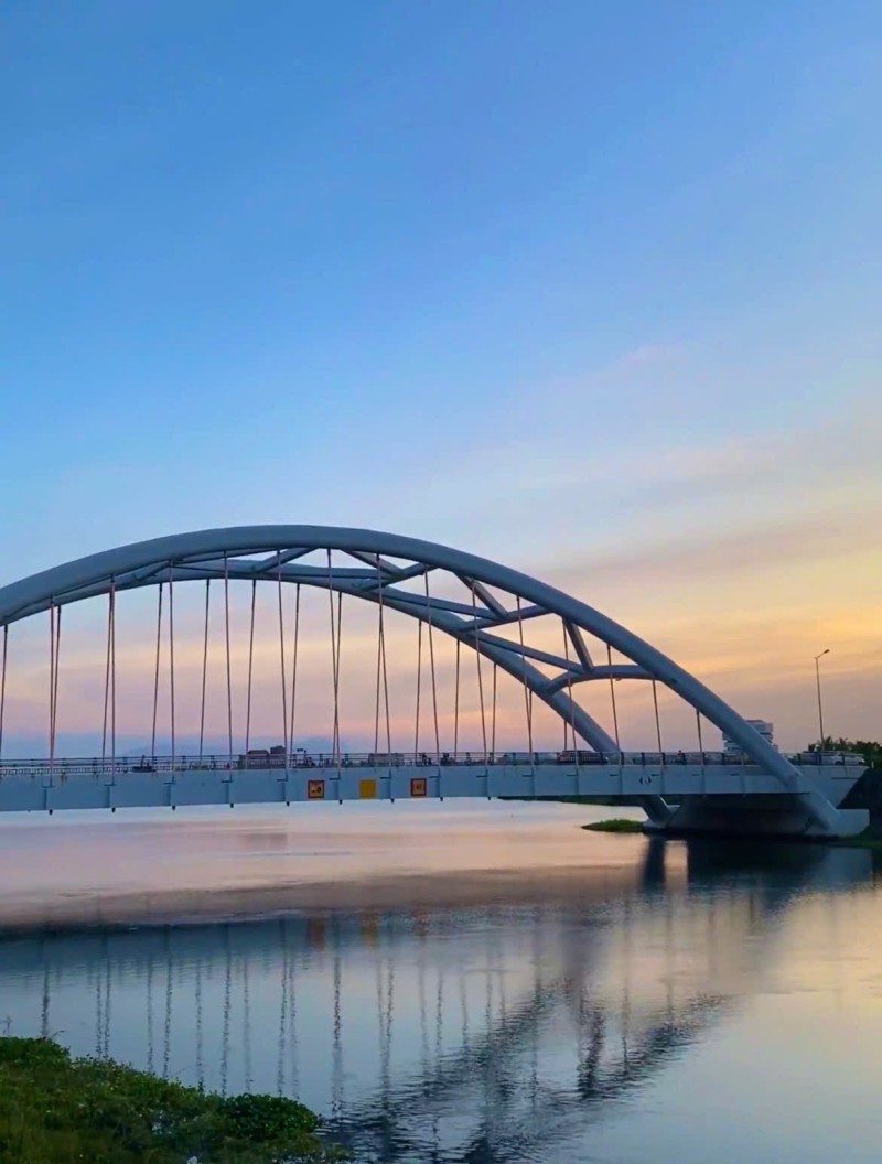 BIỂN TÂN TRÀ, NGŨ HÀNH SƠN - 100M - Đ7M5, LỀ 4M - MT Đ.THÉP MỚI 15976281