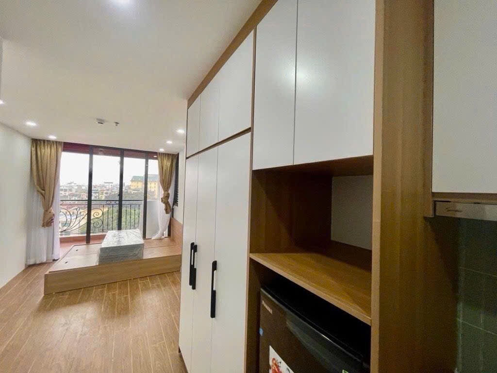 HOÀNG QUỐC VIỆT - Tòa 35 CHDV 130m² 8 tầng MT 6m - GẦN PHỐ - DÒNG TIỀN ĐỈNH - 37 TỶ 15976288