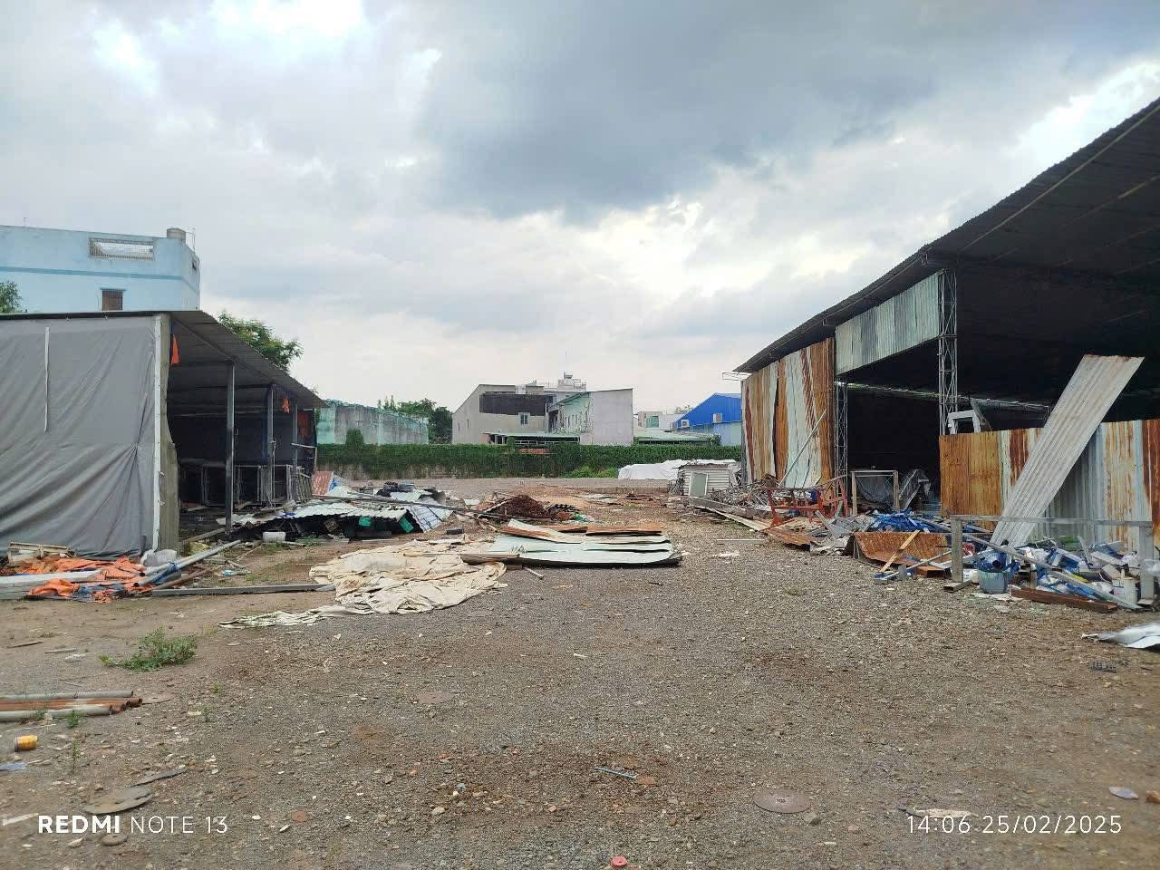 Bán nhà mặt tiền 40x1000m giá 60 tỷ Xuân Thới Đông 15976302