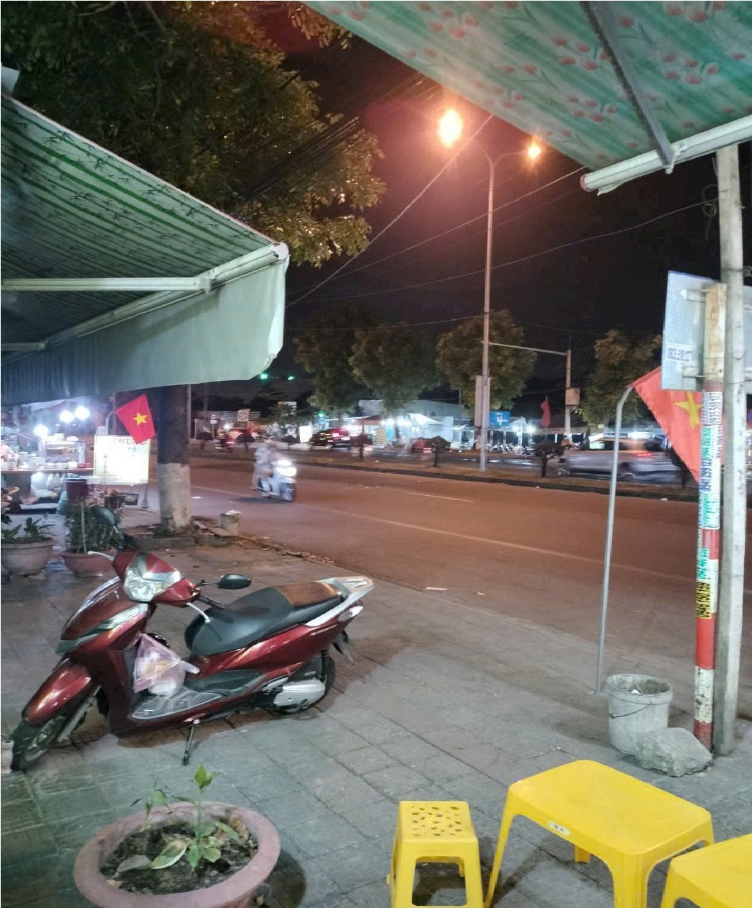 ► Nhà MT Kinh Doanh Quốc Lộ 1A ngã ba Chợ Miếu Bông+ Phạm Hùng, 65m2, 3.x tỷ trung 15976305