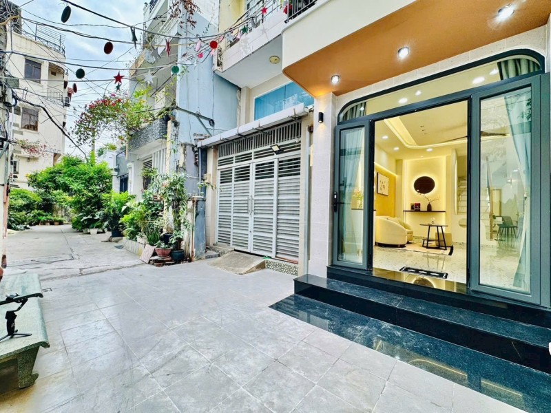 BÁN NHÀ PHÚ NHUẬN HXH 65M2 2 TẦNG NGANG 4.5M 3 PN ĐẸP SÁT MT THÍCH QUẢNG ĐỨC 7.85 TỶ. 15976317