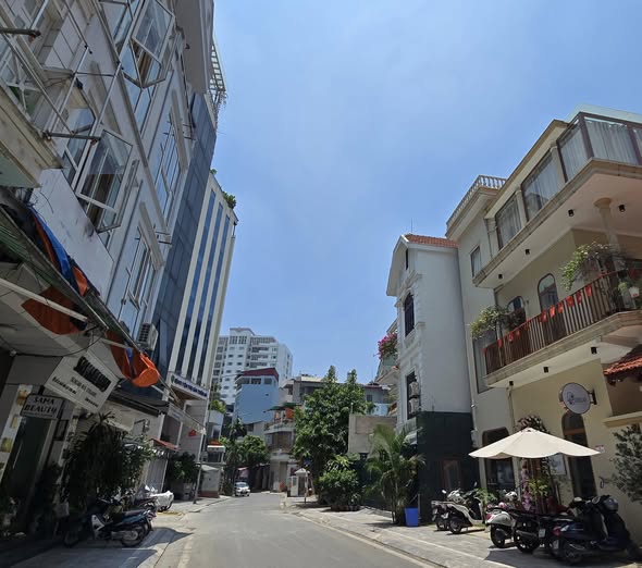 NHÀ NGÕ 28, XUÂN LA, TÂY HỒ-VỈA HÈ-KD- Ô TÔ: 87/100M X3T, MT 5M, GIÁ 47 TỶ.
 15976323