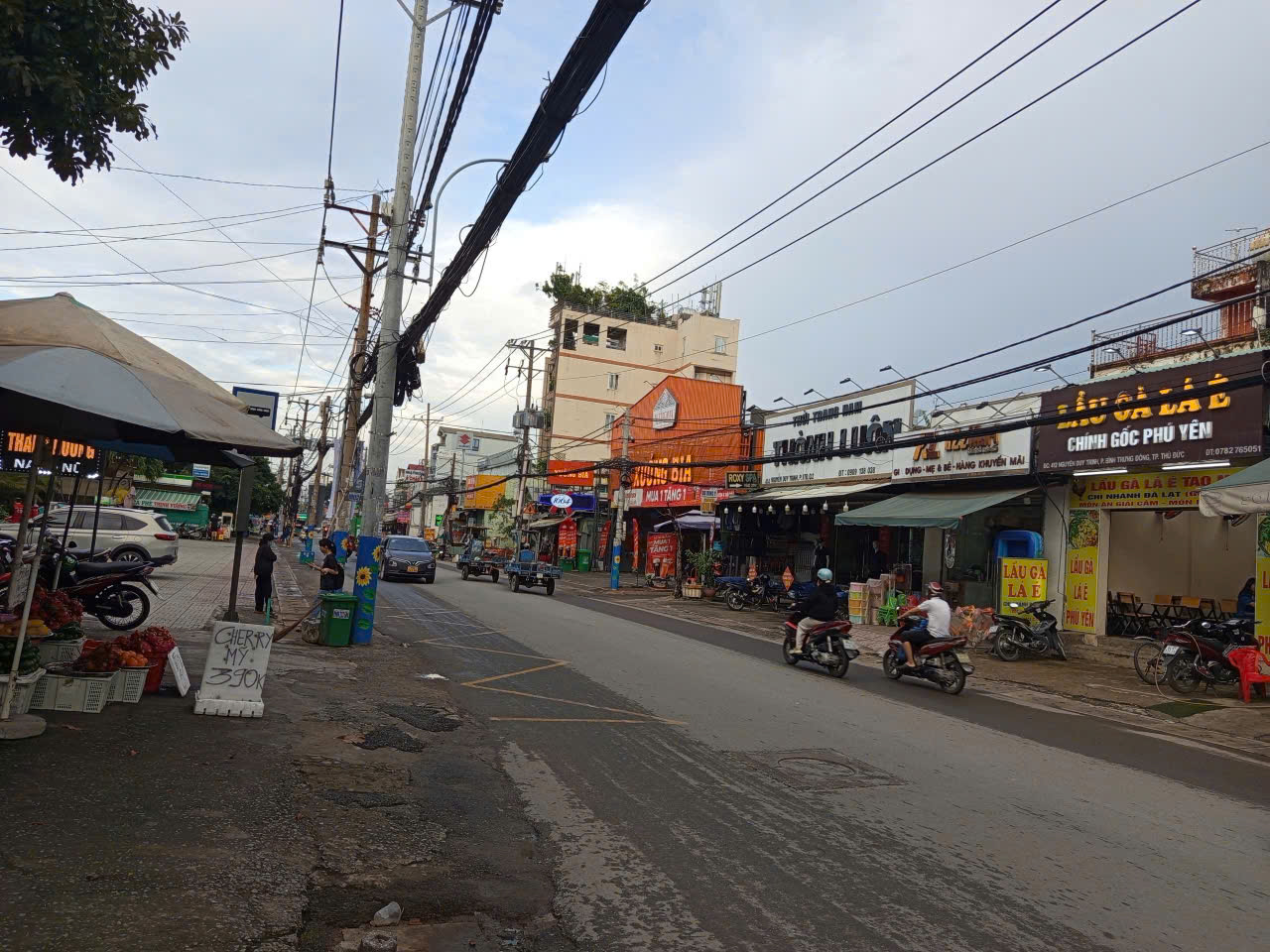 Bán gấp nhà đất góc 2 mặt tiền Nguyễn Duy Trinh, Q2, chỉ 265tr/m2. 15976365