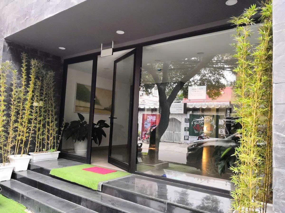 TÒA NHÀ SERVICE APARTMENTS MẶT PHỐ KINH DOANH QUẬN TÂY HỒ - VIEW HỒ MẶT THOÁNG - DÒNG TIỀN 3 TỶ/NĂM 15976376