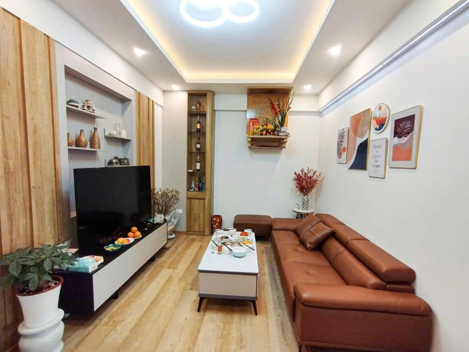 🔅 CĂN HỘ C10 VÕ CHÍ CÔNG, TÂY HỒ 46M2 2PN+1WC, SĐCC, CHỈ 4.2 TỶ 🔅 15976382