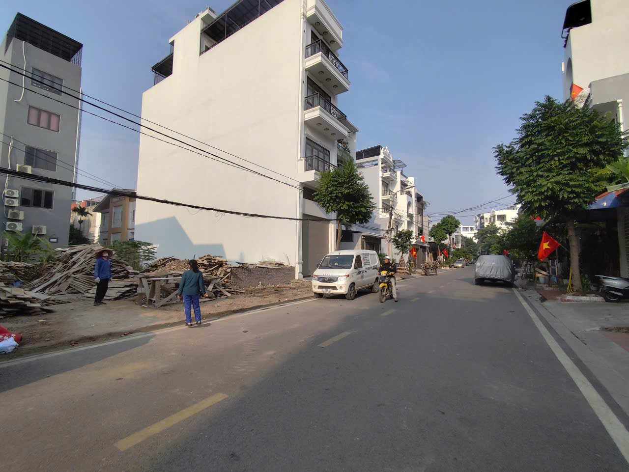 Bán đất mặt đường Đào Nhuận - phía Hoàng Huy, 90m, đường 15m - giá 9 tỉ 15976394