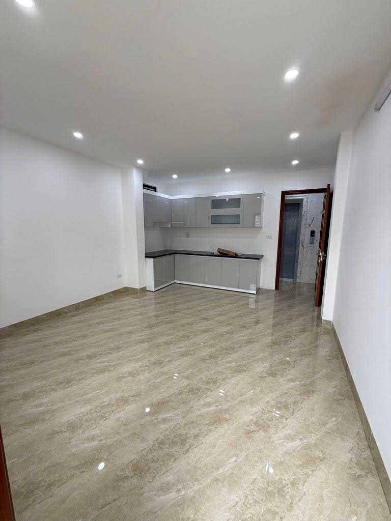 LÔ GÓC 6 TẦNG THANG MÁY XÂY MỚI ĐẸP_VĂN MIẾU - QUỐC TỬ GIÁM_GẦN PHỐ_42m2_3 THOÁNG, hơn 14 tỷ
 15976431