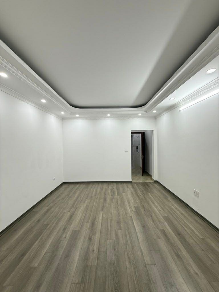 LÔ GÓC 6 TẦNG THANG MÁY XÂY MỚI ĐẸP_VĂN MIẾU - QUỐC TỬ GIÁM_GẦN PHỐ_42m2_3 THOÁNG, hơn 14 tỷ
 15976434