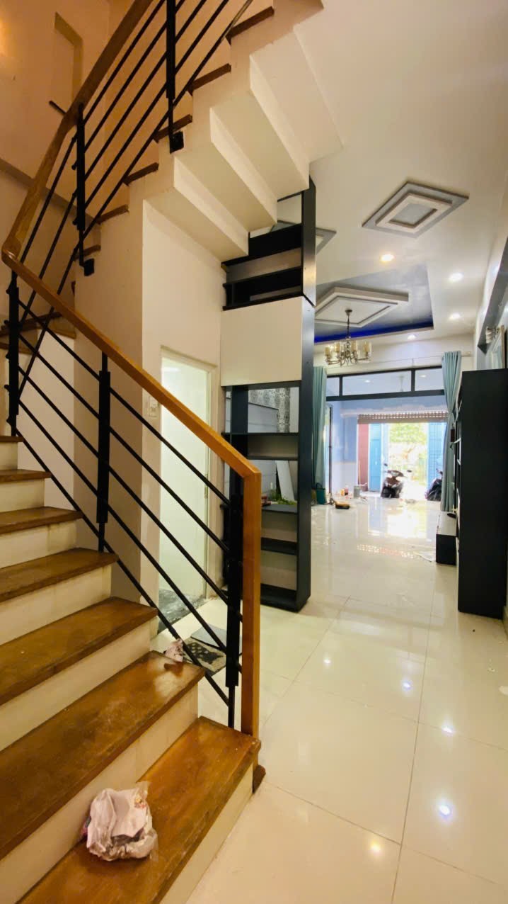 Bán nhà mặt phố đường số 128, Phước Long A,  Q9, Thủ Đức, TP HCM. DT  80m2, 4 tầng, 4PN, SH, 8.39  15976474