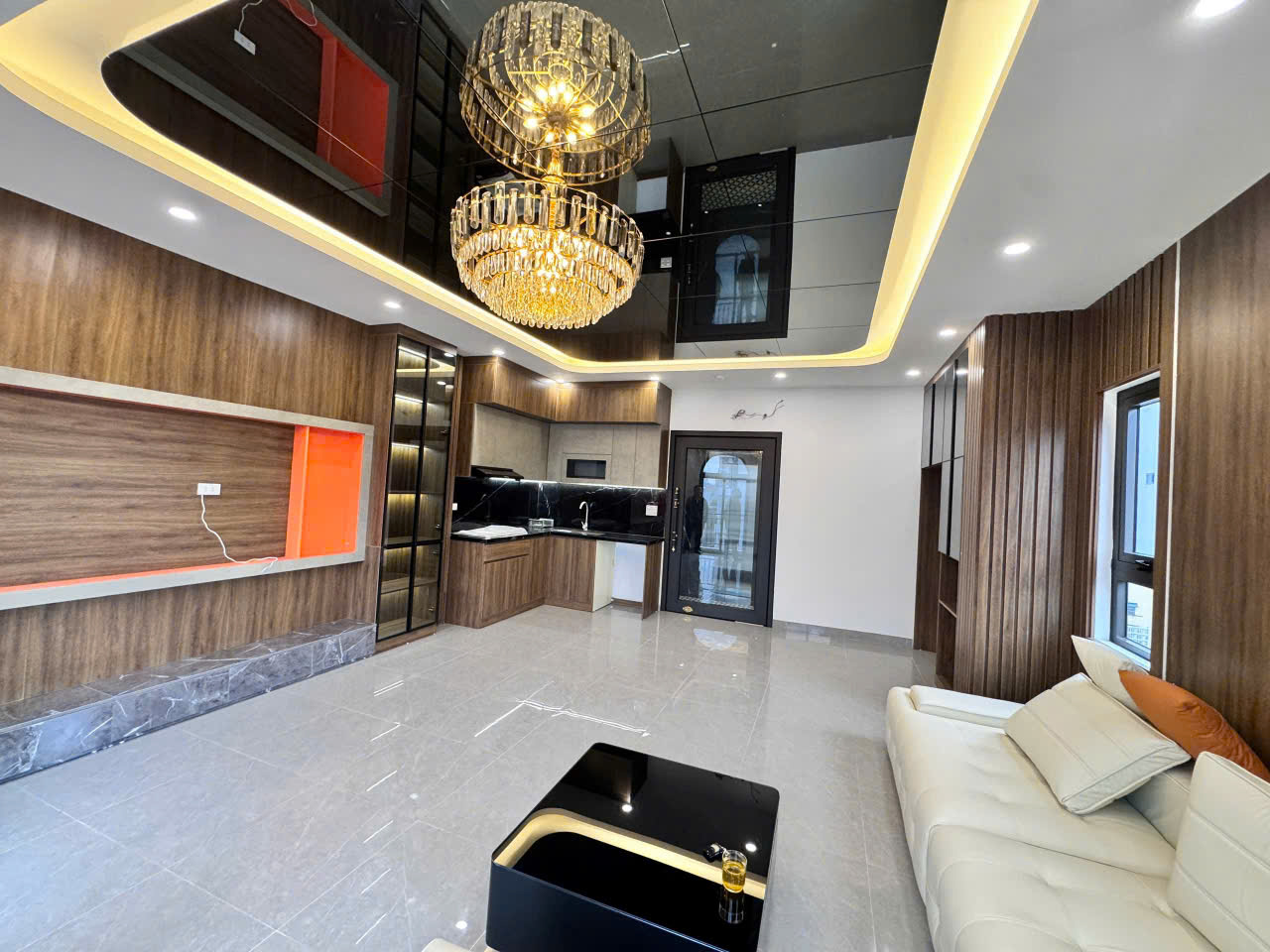 HIẾM, NHÀ PHÂN LÔ CẦU DIỄN NHỈNH 7 TỶ, 35M2, 50M Ô TÔ, FULL NỘI THẤT Ở NGAY ĐÓN TẾT 15976489