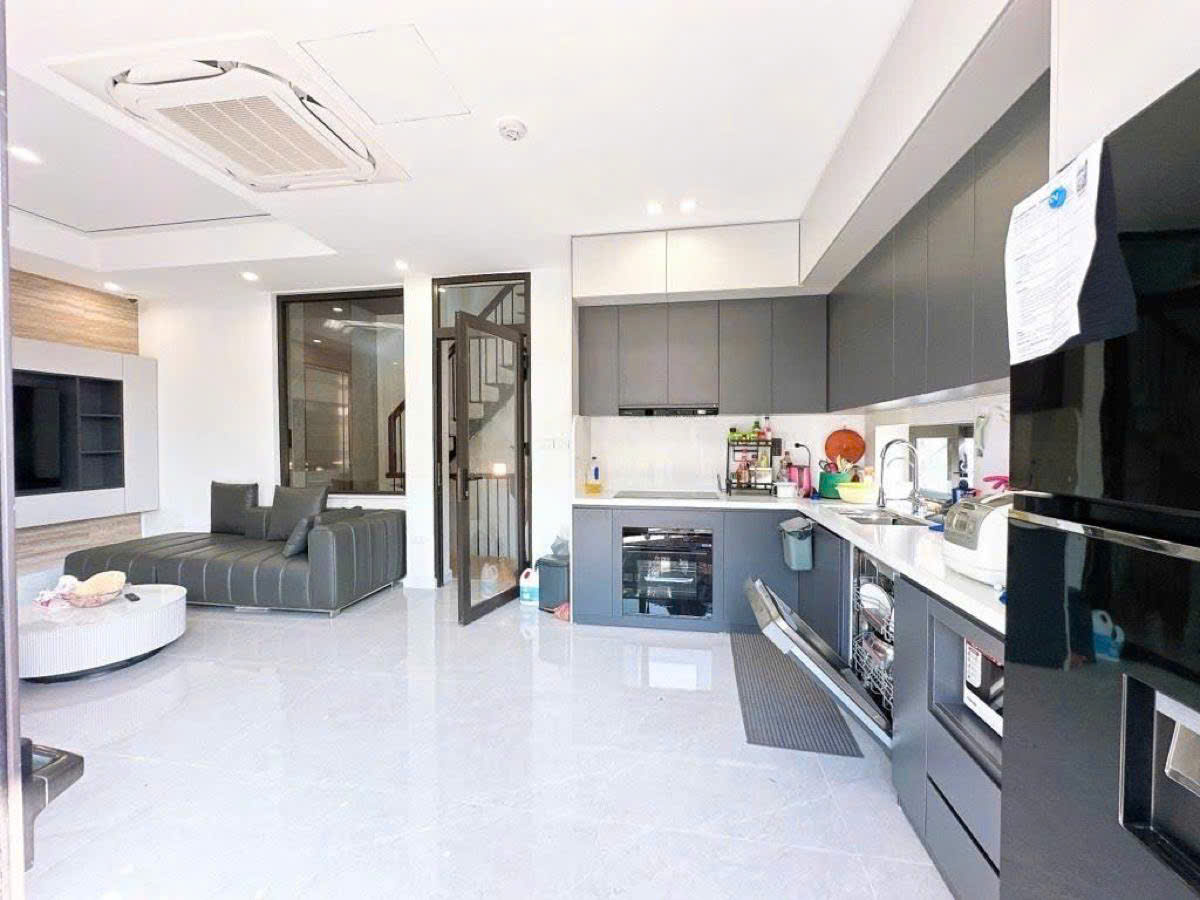 HIẾM, NHÀ PHÂN LÔ CẦU DIỄN NHỈNH 7 TỶ, 35M2, 50M Ô TÔ, FULL NỘI THẤT Ở NGAY ĐÓN TẾT 15976489