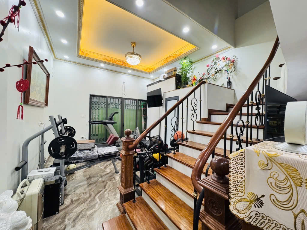 Nhà đẹp sân vườn vô vàn tiện ích cực hot 15976504