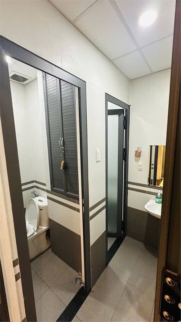 MẶT TIỀN TRUNG TÂM Quận 3,  KHU rất HIẾM NHÀ BÁN, dòng tiền THU NHẬP 2,4 TỶ/NĂM 15976515