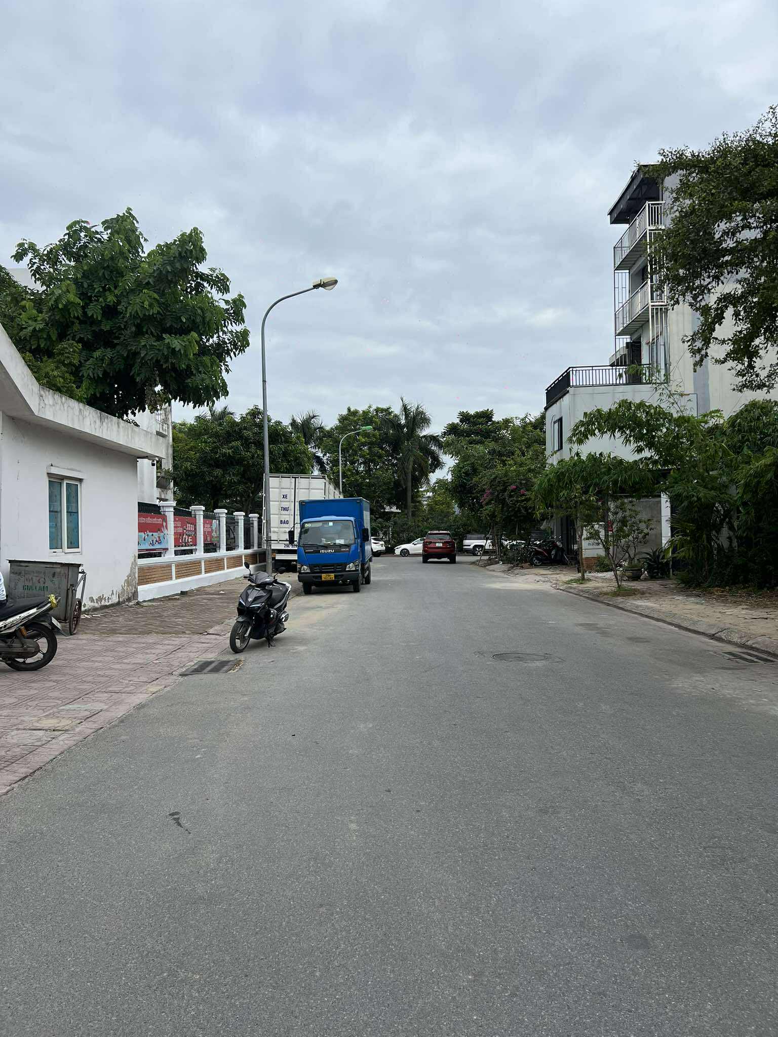 CHÍNH CHỦ CẦN BÁN 236 M2 KHU ĐÔ THỊ 31HA - GIÁ 145 TR/M2, LH 0985865658 15976541