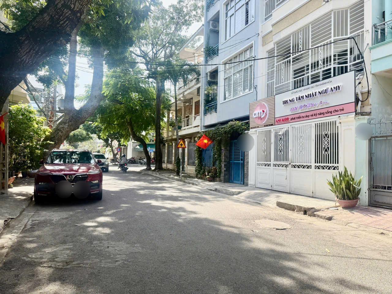 BÁN NHÀ TTTP KHU BÀN CỜ MẶT TIỀN KINH DOANH ĐƯỜNG ÂU CƠ 15976544