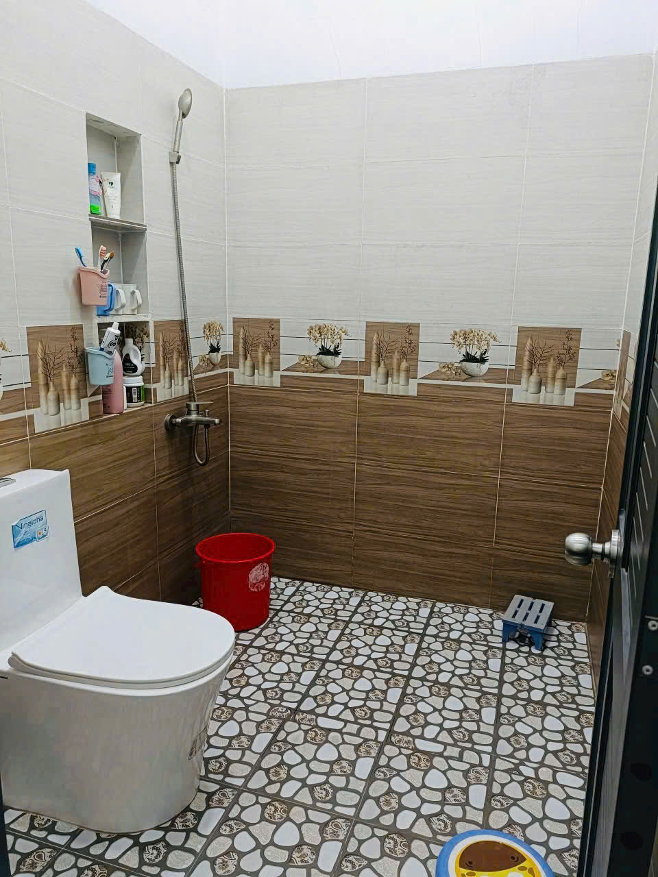  Bán nhà 1 Trệt 1 Lầu sổ riêng thổ cư 61m2 (P. Tân Vạn) chỉ 2,450 tỉ 15976551