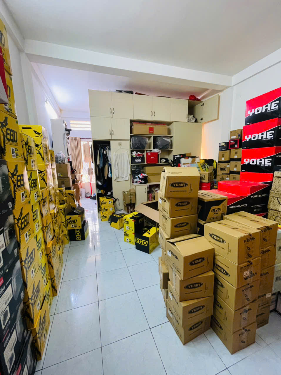 NGUYÊN CĂN MẶT TIỀN, HƯNG PHÚ, 63M2, 3 TẦNG, 3 PN, 15TR/TH 15976573