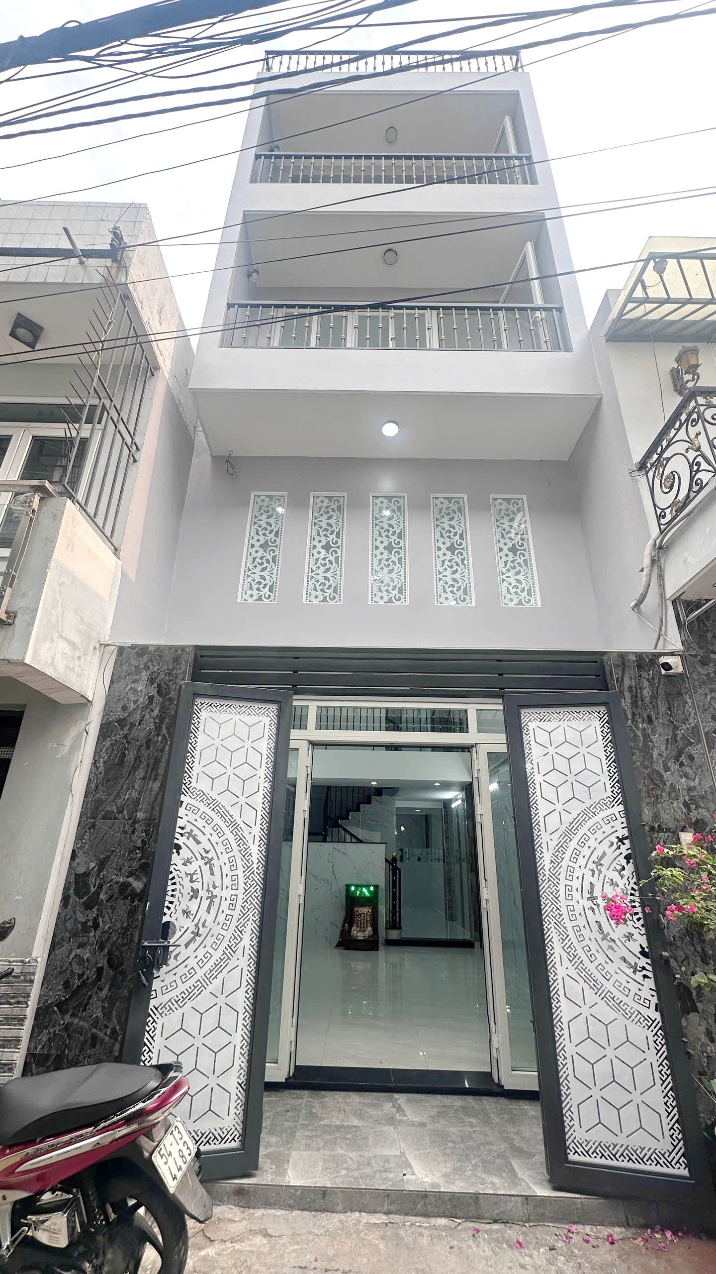 Nhà đường trước nhà 5m oto tới nhà Châu Thị Hóa 15976581