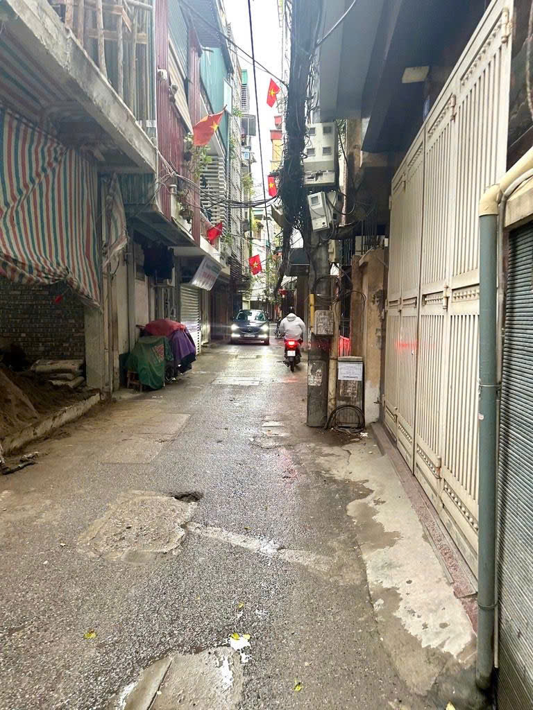 BÁN GẤP NHÀ ĐẸP ĐÊ LA THÀNH - Mặt tiền rộng đẹp - 3 PN đủ công năng - Sát vành đai 1 cực đẹp 15976582