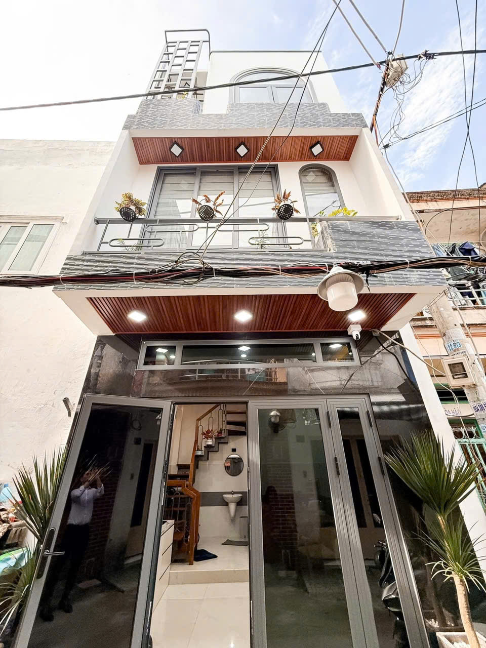 Nguyễn Tri Phương - Quận 10 - Ba gác thông - 3 tầng - 4.8 tỷ 15976589