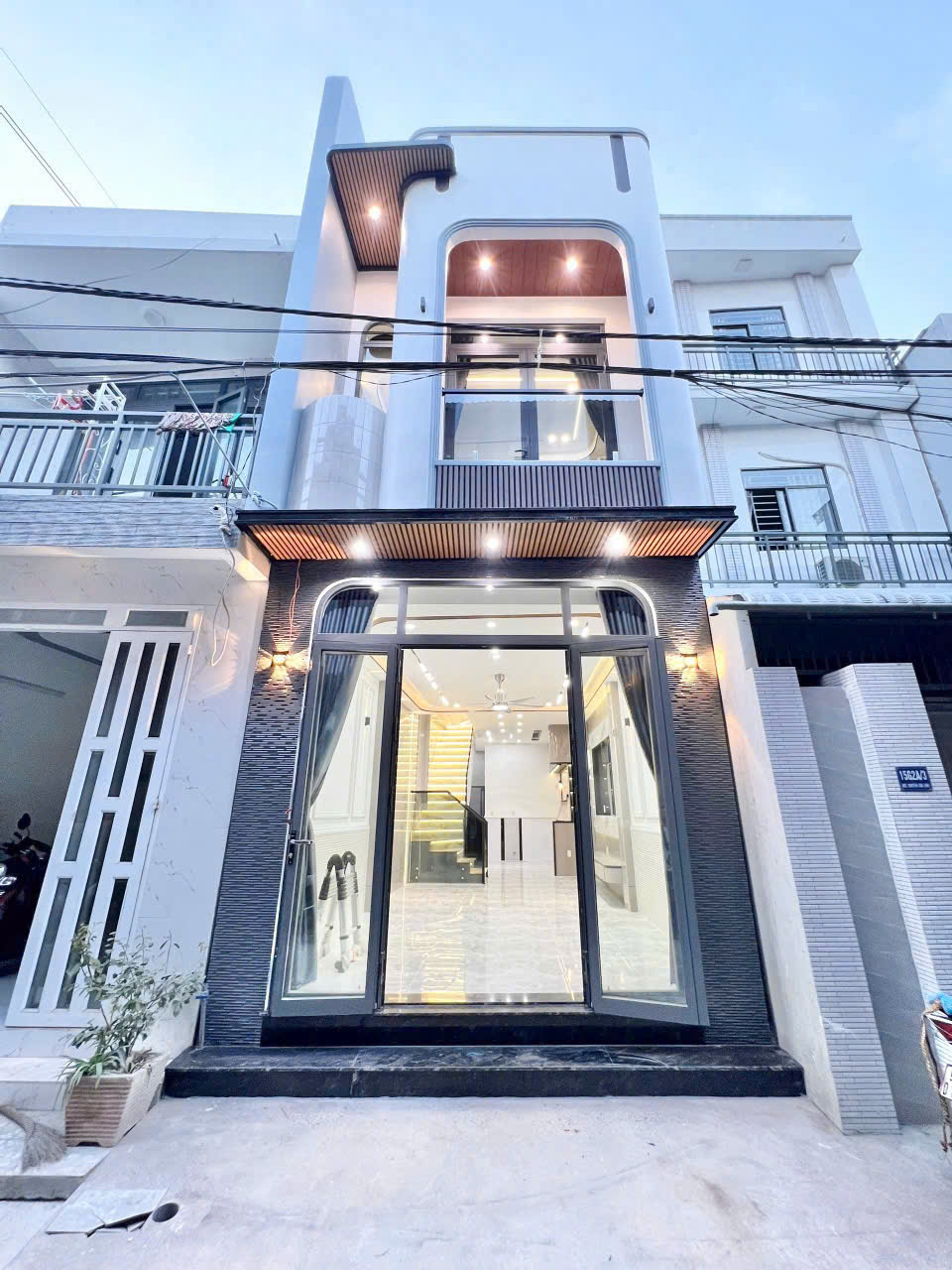 NHÀ TRỆT LẦU MỚI 100% – FULL NỘI THẤT HIỆN ĐẠI- QUẬN NINH KIỀU - CẦN THƠ 15976605