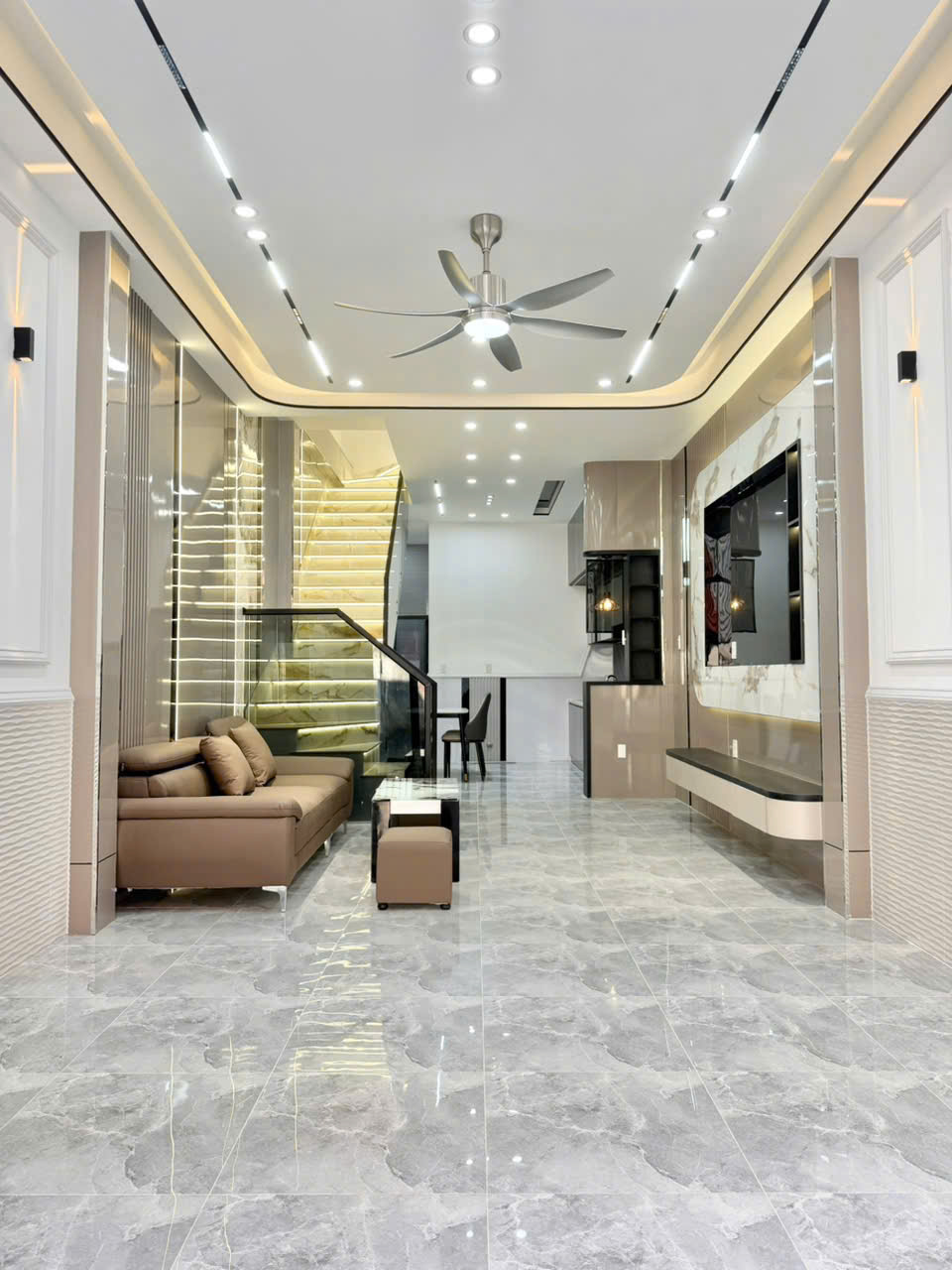 NHÀ TRỆT LẦU MỚI 100% – FULL NỘI THẤT HIỆN ĐẠI- QUẬN NINH KIỀU - CẦN THƠ 15976605