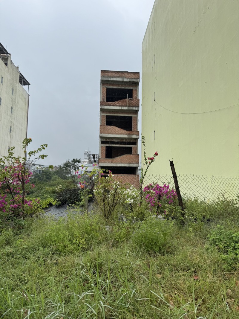 ĐẤT BIỂN TÂN TRÀ - DT 305M (15x20) - SẴN NHÀ 2 TẦNG KINH DOANH - 22 đ 15976678