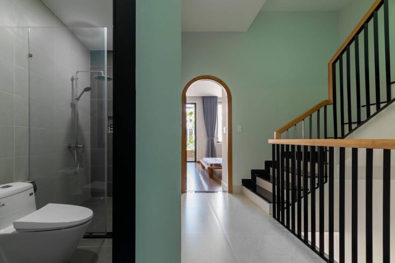 **Bán nhà mặt tiền đường Hiệp Nhất; phường 4 Tân Bình; (4*19) - 5 tầng 15976691