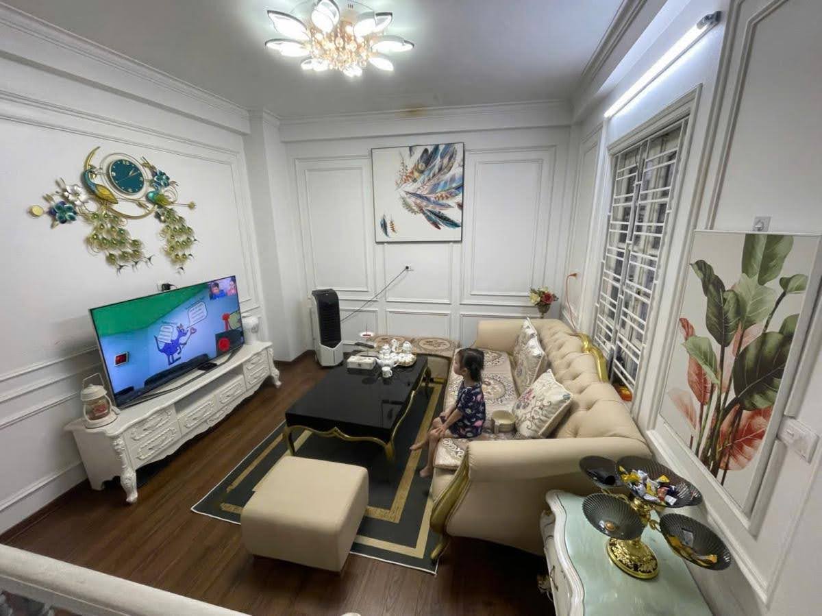 Phố Định Công Thượng- 35m*5tầng- Lô góc - Gần trường, chợ-Kinh doanh-11,1 tỷ 15976692