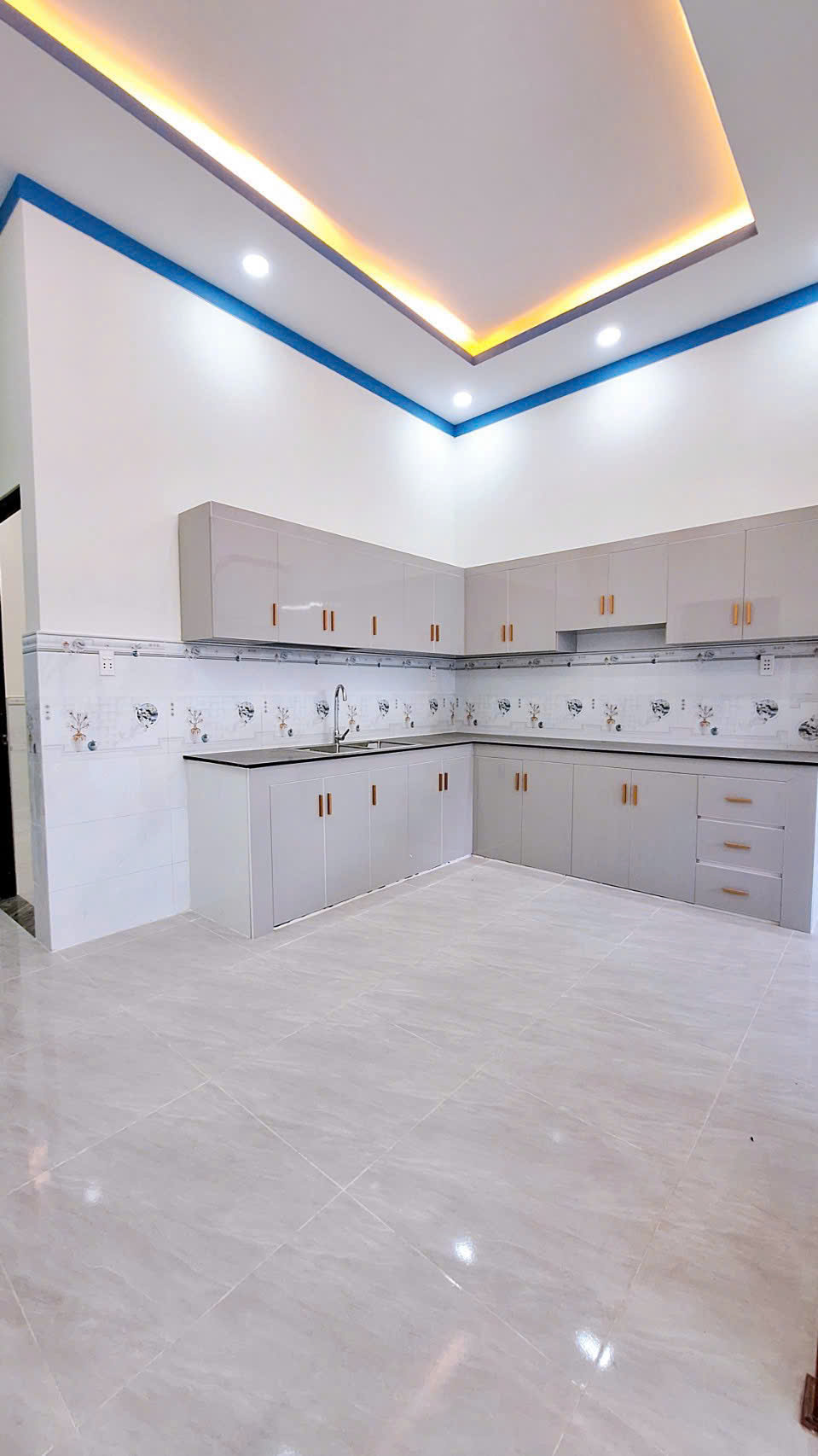 Bán nhà 2 Tầng P.Biên Hòa,SHR thổ cư,gần Vòng Xoay Cầu Hang,giá rẻ 15976721