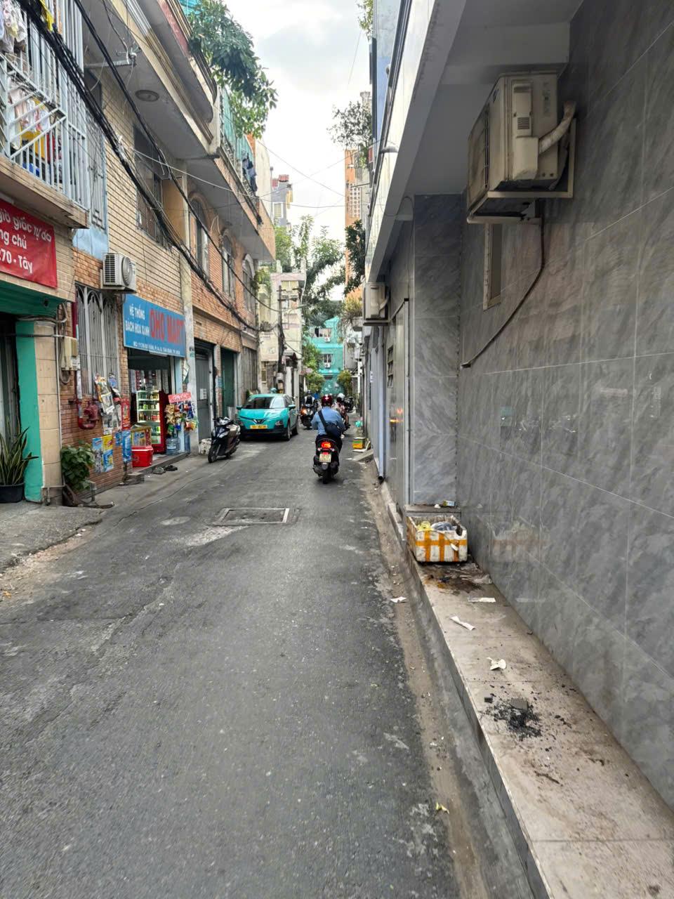 **Bán nhà hẻm 154 Phạm Văn Hai** phường 3 Tân Bình (5,7*11) 5 tầng 15976739