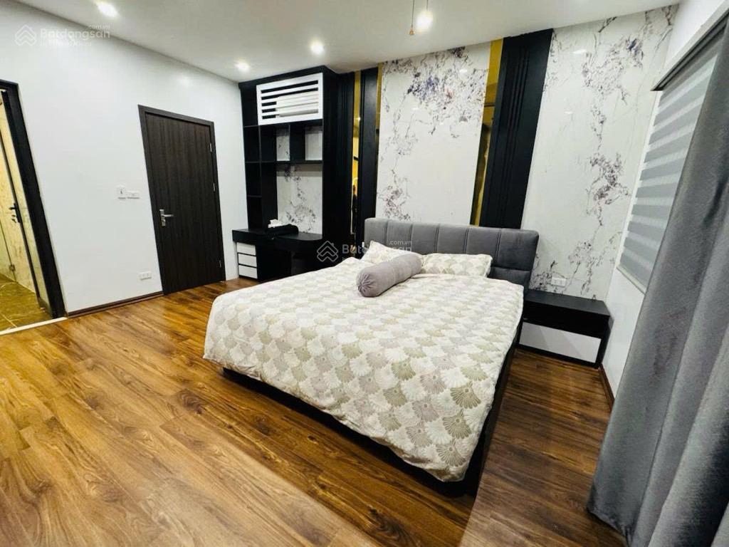 bán nhà phố Bà Triệu 6 tầng ô tô cửa chỉ nhỉnh 14 quả 15976762