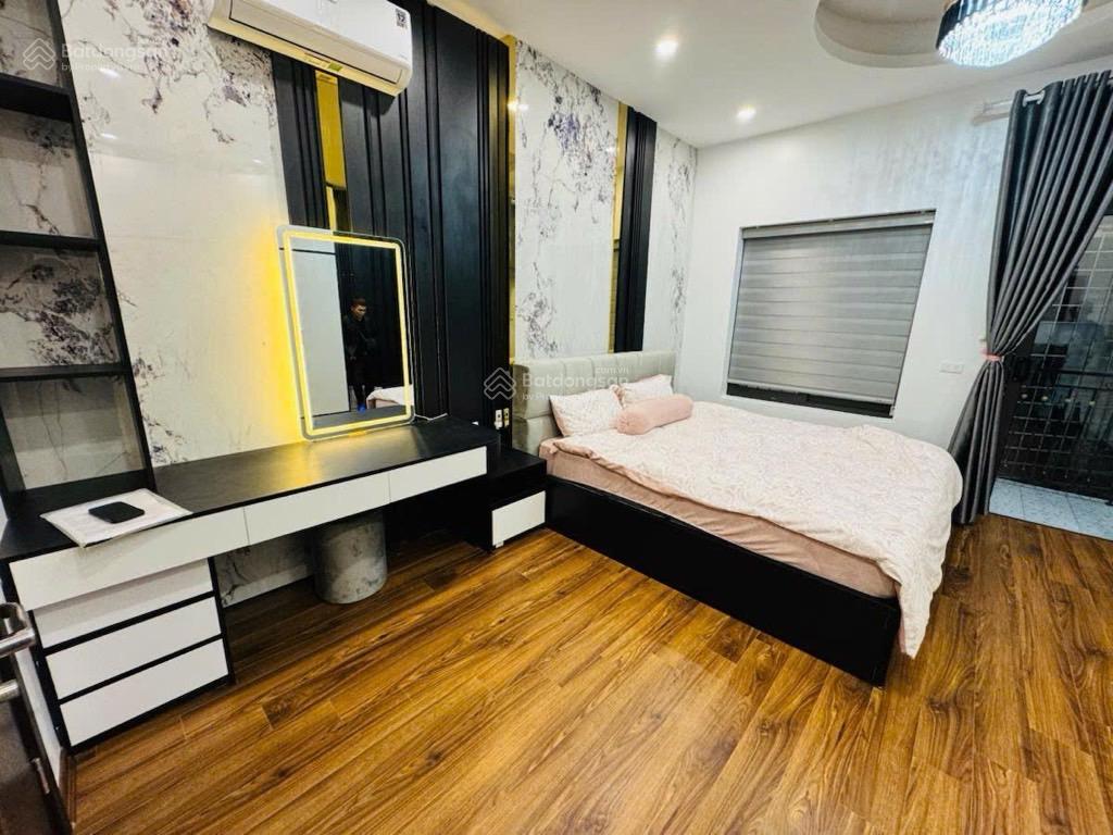 bán nhà phố Bà Triệu 6 tầng ô tô cửa chỉ nhỉnh 14 quả 15976762