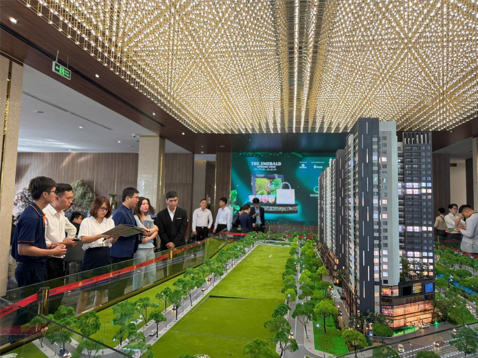 THE EMERALD GARDEN VIEW chỉ 7 triệu tháng Căn hộ xanh giữa lòng đô thị Nơi gia đình bạn an tâm gắn 15976774