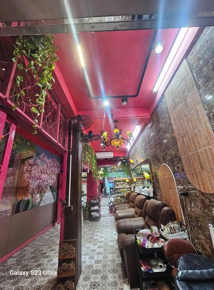 Cần Sang nhượng nhanh cửa hàng Nail Vip vị trí đẹp tại phố cổ Nguyễn Hữu Huân, quận Hoàn Kiếm, HN 15976775