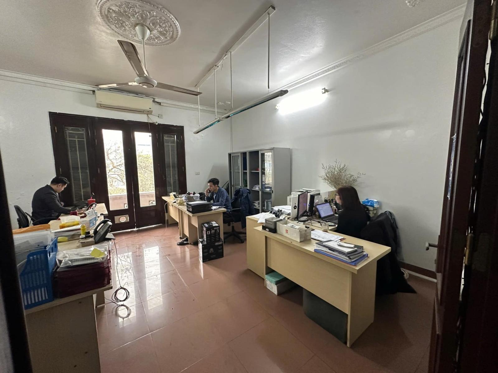 HIẾM, MẶT PHỐ VĂN CAO, TÂY HỒ-VỈA HÈ-KD-TM:80/85M X6T, MT 6M, GIÁ 77,8 TỶ. 15976855