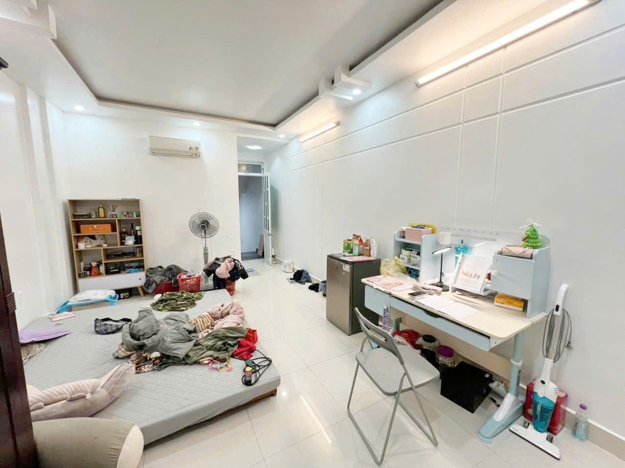 Bán nhà lô 22 Lê Hồng Phong - đường 22m siêu rộng - 60m 4 tầng, giá 9.1 tỉ 15976875