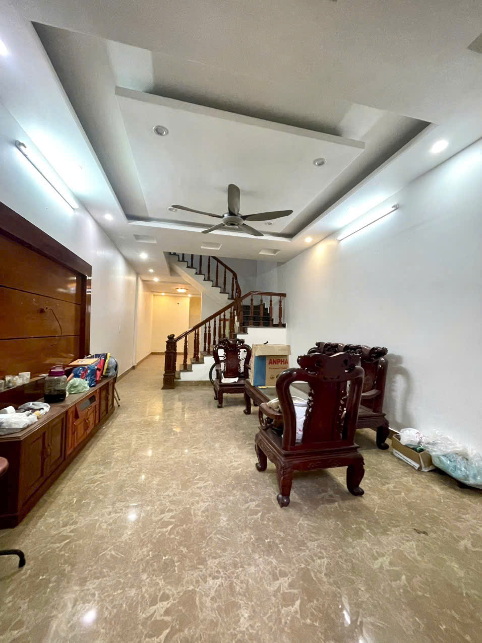 Rẻ nhất Quán Nam - 90m 4 tầng - đường 11m - sân cổng riêng - Giá 7.6 tỉ 15976877