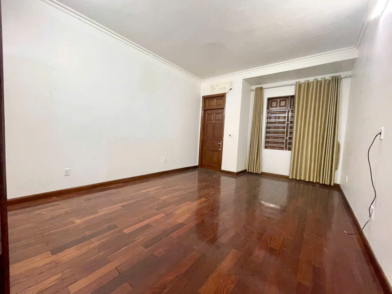 Rẻ nhất Quán Nam - 90m 4 tầng - đường 11m - sân cổng riêng - Giá 7.6 tỉ 15976877