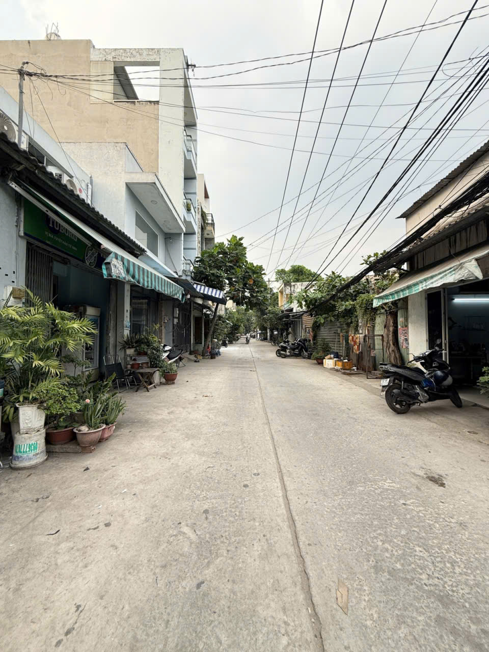 Nhà mới đón tết Đ số9 gần chợ26-3 sát AEON Tân Phú hẻm 8m thông 55m2,2 Tầng Nhỉnh 5tỷ 15976879