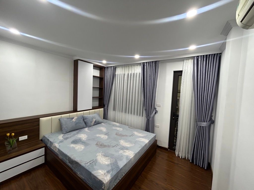 bán nhà ngọc hà 40m x4 tầng 10,5 tỷ full nội thất xịn,ngõ thông các ngả 15976887