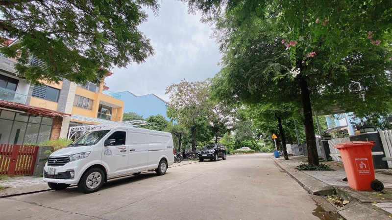 Bán Biệt Thự đường số 1, Hiệp Bình Phước, Thủ Đức, TP HCM. DT 225 m2, 4 tầng, 6PN. Giá 15.9 Tỷ, 15976904